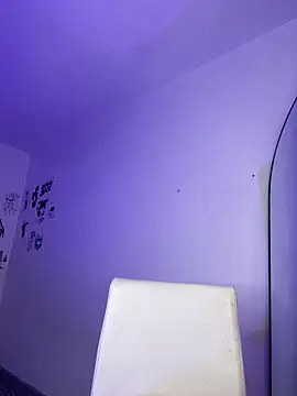 MadelineBenet online show from November 29, 3:17 am