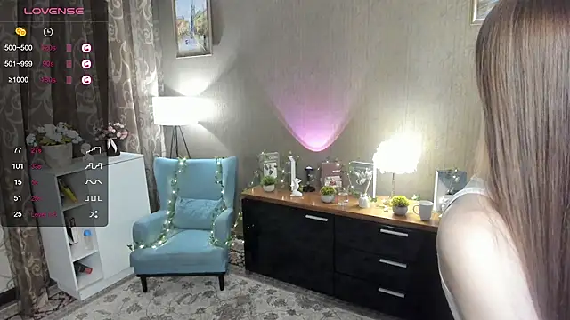 DarleneHatt online show from February 21, 9:54 pm