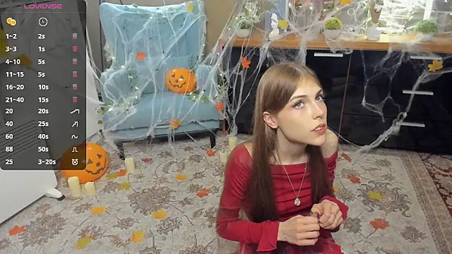 Snapshot of DarleneHatt chatting on November 2, 9:53 pm DarleneHatt online show from November 2, 9:53 pm