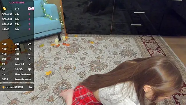 Snapshot of DarleneHatt chatting on November 23, 12:31 am DarleneHatt online show from November 23, 12:31 am