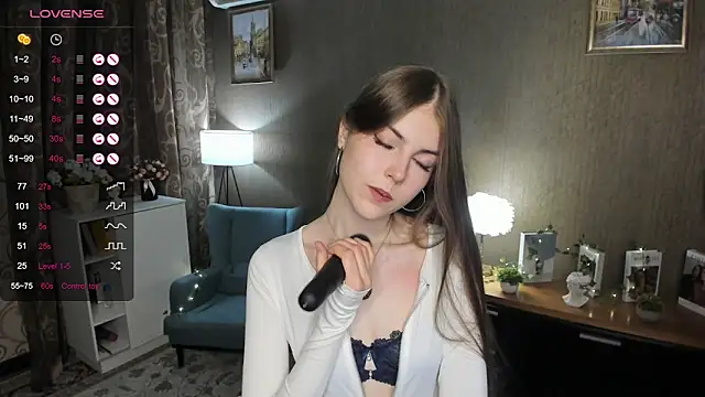 DarleneHatt online show from March 3, 12:01 am
