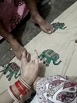 Snapshot of QUEEN-X-CPL chatting on September 9, 6:17 pm QUEEN-X-CPL online show from September 9, 6:17 pm