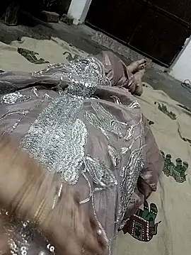 Snapshot of QUEEN-X-CPL chatting on October 2, 5:49 pm QUEEN-X-CPL online show from October 2, 5:49 pm