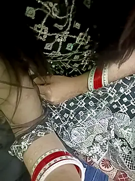 Snapshot of QUEEN-X-CPL chatting on March 8, 6:05 pm QUEEN-X-CPL online show from March 8, 6:05 pm