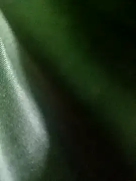 Snapshot of QUEEN-X-CPL chatting on March 6, 6:05 pm QUEEN-X-CPL online show from March 6, 6:05 pm