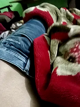 Snapshot of QUEEN-X-CPL chatting on February 4, 5:45 pm QUEEN-X-CPL online show from February 4, 5:45 pm