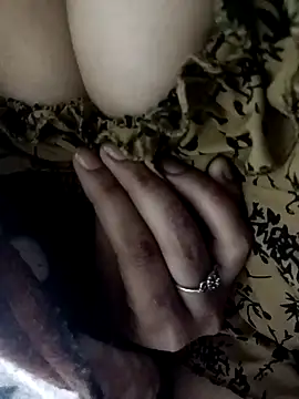 Snapshot of QUEEN-X-CPL chatting on February 10, 6:03 pm QUEEN-X-CPL online show from February 10, 6:03 pm