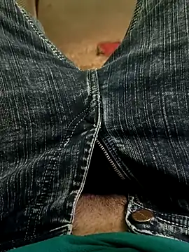 Snapshot of QUEEN-X-CPL chatting on March 19, 6:01 pm QUEEN-X-CPL online show from March 19, 6:01 pm