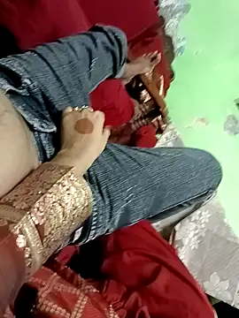 Snapshot of QUEEN-X-CPL chatting on February 19, 5:38 pm QUEEN-X-CPL online show from February 19, 5:38 pm