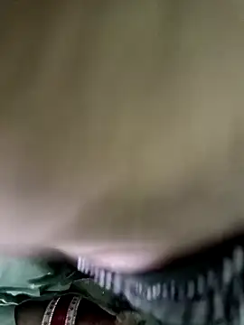 Snapshot of QUEEN-X-CPL chatting on March 13, 5:39 pm QUEEN-X-CPL online show from March 13, 5:39 pm