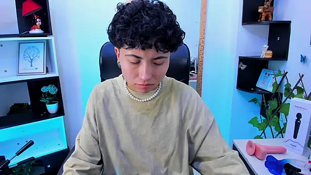 Im Mathias online show from November 22, 1:48 am