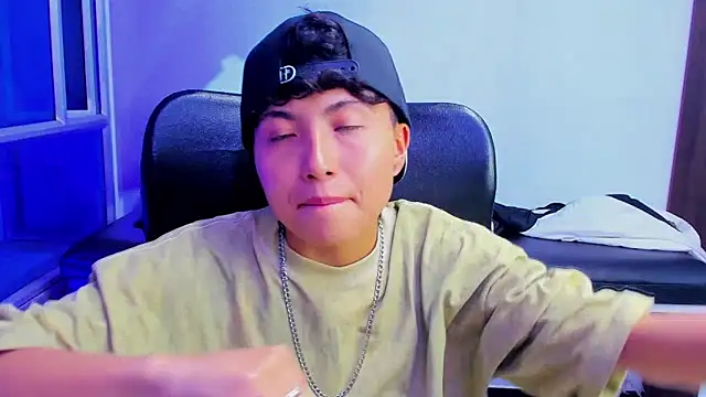 Snapshot of Im_Mathias chatting on January 7, 3:44 am Im Mathias online show from January 7, 3:44 am