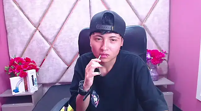 Im Mathias online show from February 5, 11:34 am