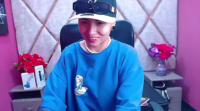 Im Mathias online show from February 4, 8:56 am