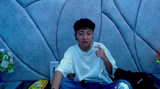 Im Mathias online show from March 21, 2:50 am