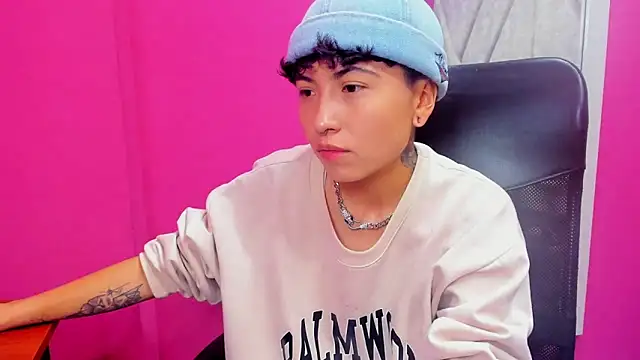 Im Mathias online show from November 26, 4:45 am