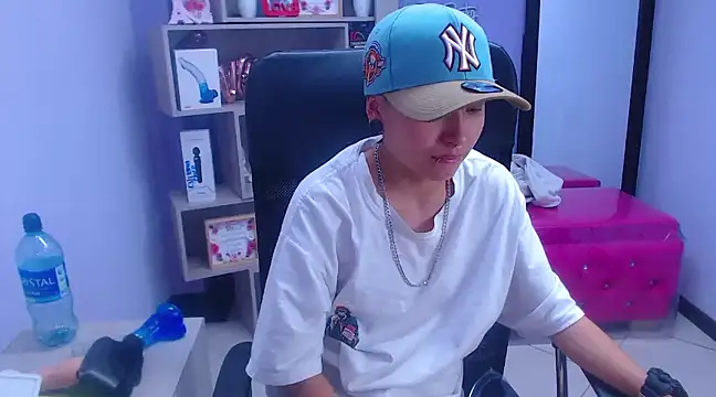 Im Mathias online show from February 13, 7:35 am