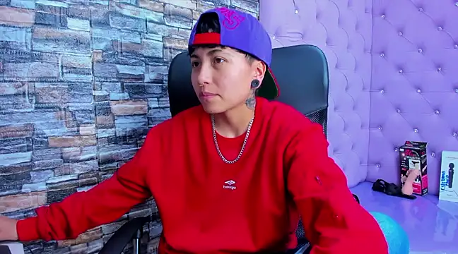 Im Mathias online show from February 26, 2:19 am