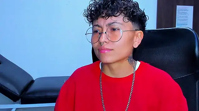 Snapshot of Im_Mathias chatting on February 15, 3:07 am Im Mathias online show from February 15, 3:07 am