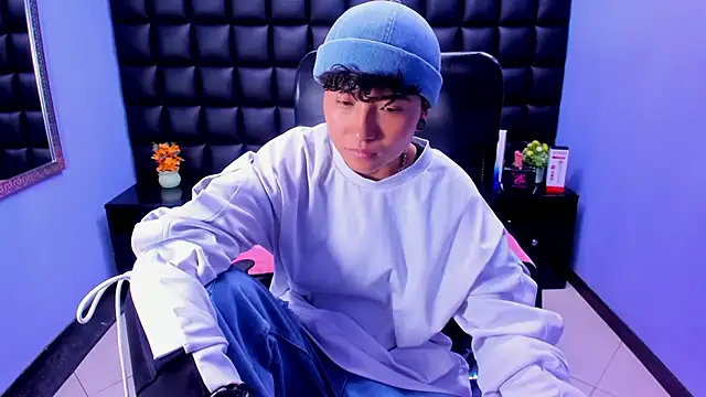 Im Mathias online show from September 18, 8:45 pm