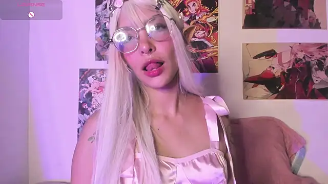Luna-Chann online show from April 21, 10:27 pm