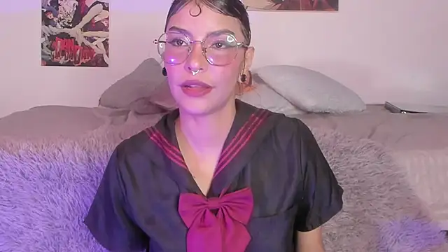 Luna-Chann online show from November 5, 10:57 pm