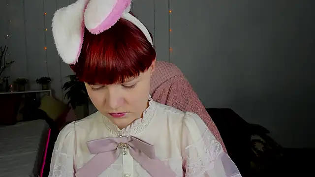 Snapshot of DreamyLuna chatting on March 21, 8:40 pm DreamyLuna online show from March 21, 8:40 pm