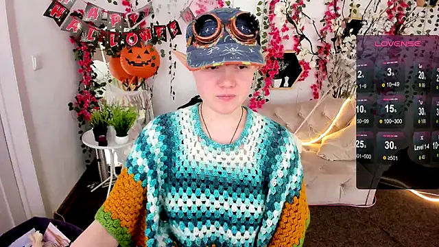 DreamyLuna online show from November 1, 9:19 pm