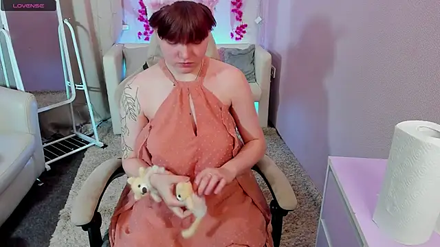 DreamyLuna online show from November 7, 9:08 pm