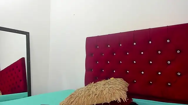 Melody Megann online show from February 3, 11:26 am