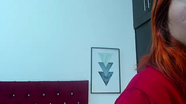 Snapshot of Melody_Megann chatting on November 27, 11:32 am Melody Megann online show from November 27, 11:32 am