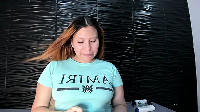 Snapshot of Melody_Megann chatting on July 15, 7:43 pm Melody Megann online show from July 15, 7:43 pm
