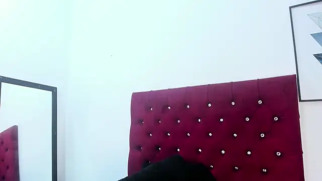 Melody Megann online show from December 19, 11:23 am