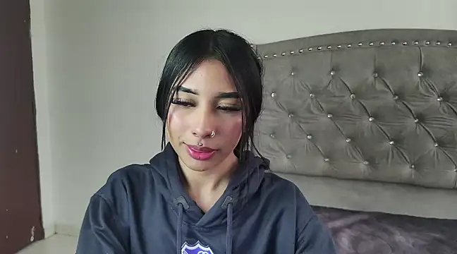 Snapshot of Nesuko_kamado_ chatting on March 5, 7:06 pm Nesuko kamado online show from March 5, 7:06 pm