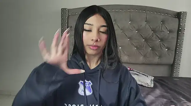 Snapshot of Nesuko_kamado_ chatting on March 22, 4:15 pm Nesuko kamado online show from March 22, 4:15 pm