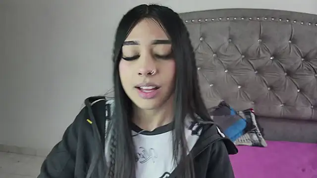 Nesuko kamado  online show from November 26, 12:38 pm