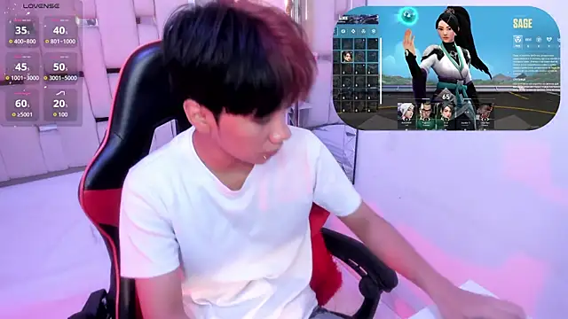 Eriol  online show from October 2, 11:46 am