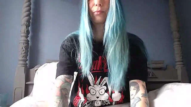 RavenryderUK online show from February 5, 10:30 am