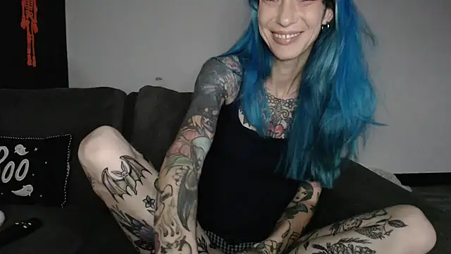 RavenryderUK online show from October 27, 11:27 pm