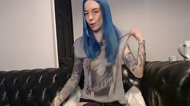 RavenryderUK online show from February 16, 9:38 pm