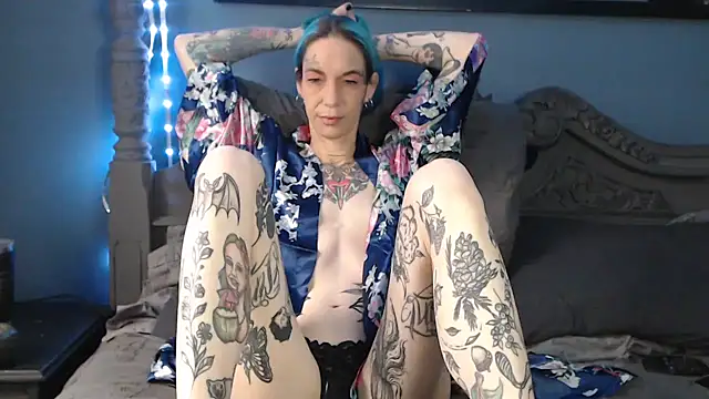 RavenryderUK online show from November 18, 9:56 am