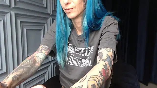 RavenryderUK online show from April 16, 10:16 am