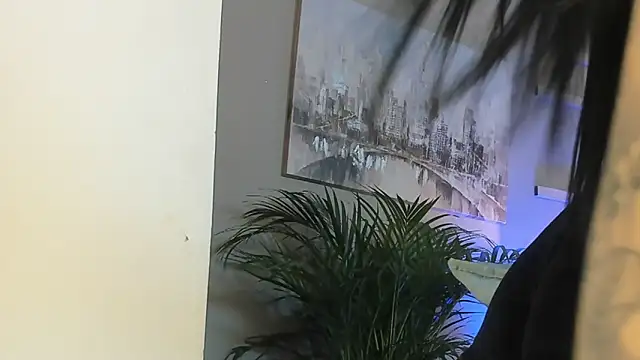 Snapshot of scarlet_hill chatting on January 23, 4:19 am scarlet hill online show from January 23, 4:19 am