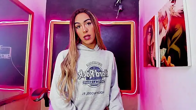 Isabella stanford2 online show from November 27, 1:00 pm