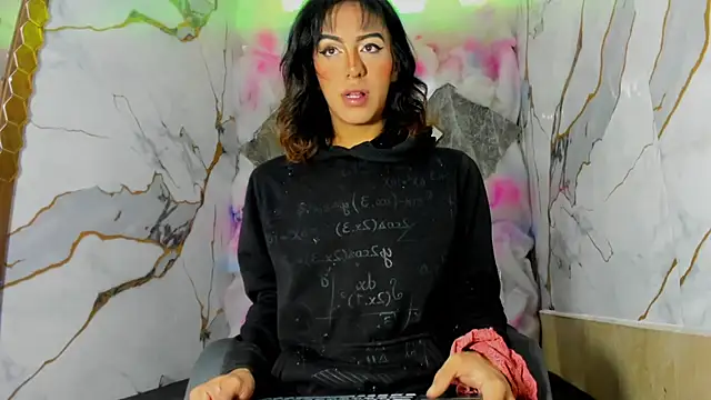 Isabella stanford2 online show from December 5, 1:43 pm