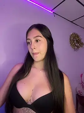 Snapshot of kanne_mia chatting on March 23, 3:54 am kanne mia online show from March 23, 3:54 am