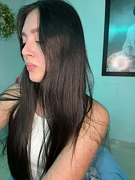 Snapshot of kanne_mia chatting on March 12, 4:08 am kanne mia online show from March 12, 4:08 am