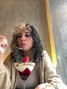 Sweet Chaos online show from February 27, 3:05 pm