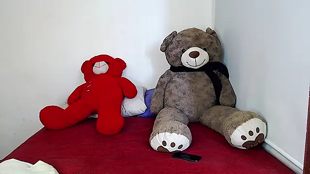 SamanthaaSmitt online show from February 14, 7:33 pm