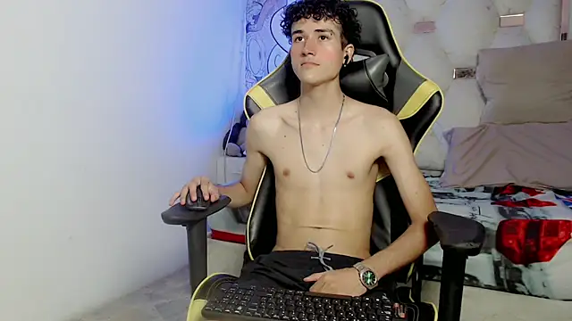 Snapshot of johnny_cagee chatting on September 26, 3:57 am johnny cagee online show from September 26, 3:57 am